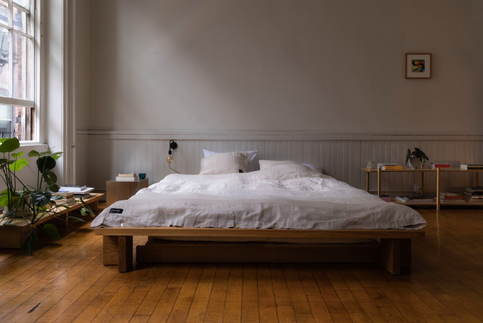 Magniberg logo-patch metallic bedsheet - Silver