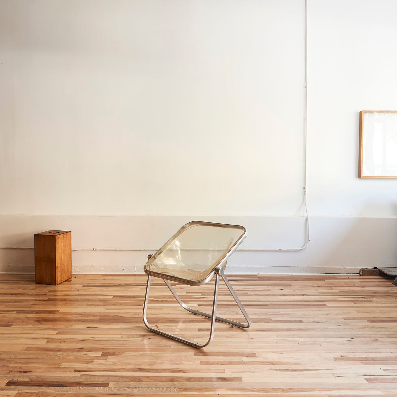 Rent: Lucite 'Plona' Chair by Giancarlo Piretti for Castelli, 1969
