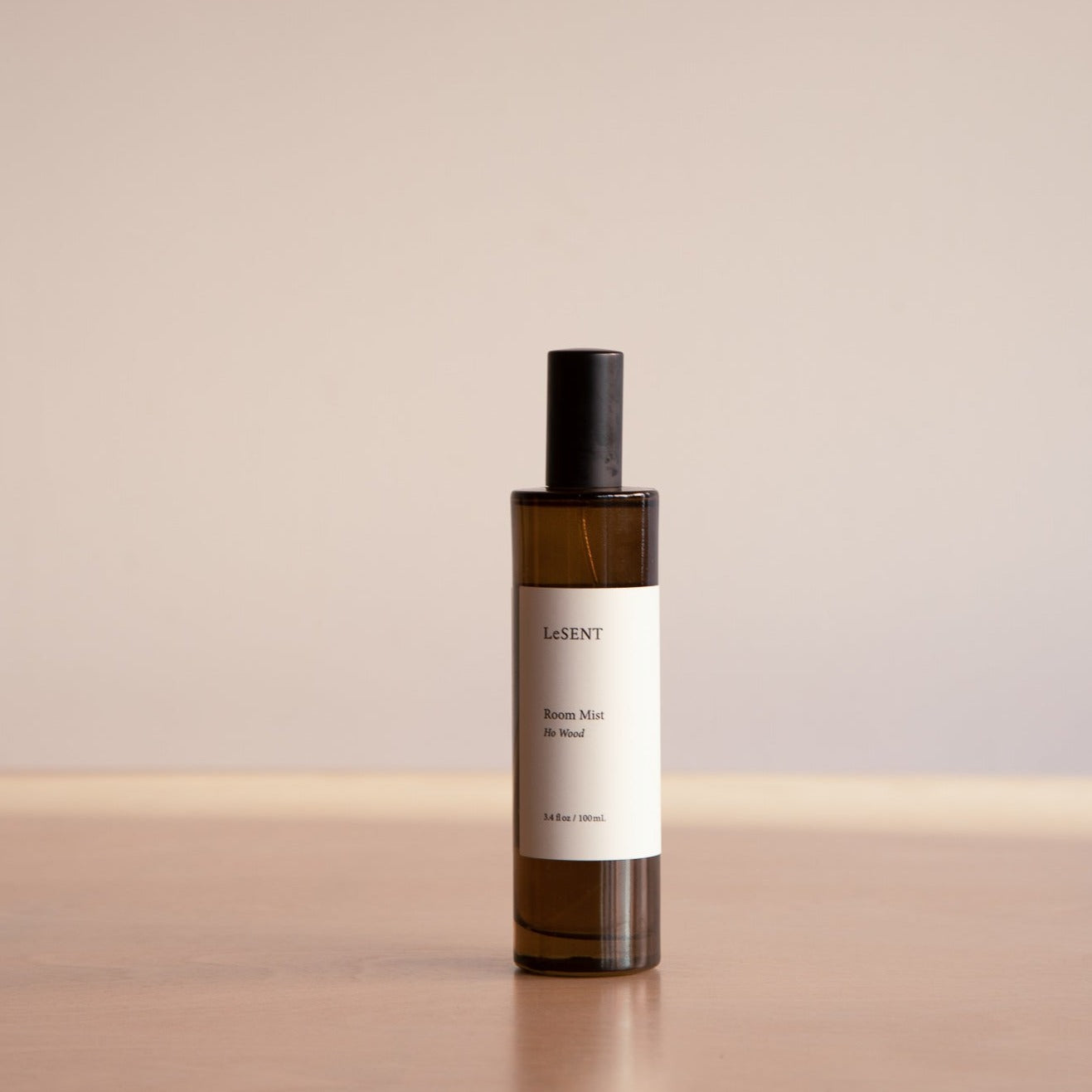 Ho Wood Room Mist by LESENT
